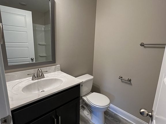 4th image of 283 Cedar Springs