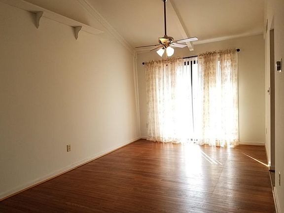 2nd image of 7906 Parke West Dr