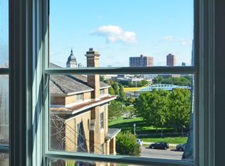 910 Mount Curve Ave #KUXH2HKPY, Minneapolis, MN 55403