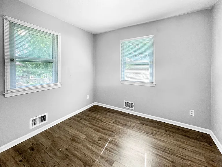 8307 Ditzler Ave — Photo 8