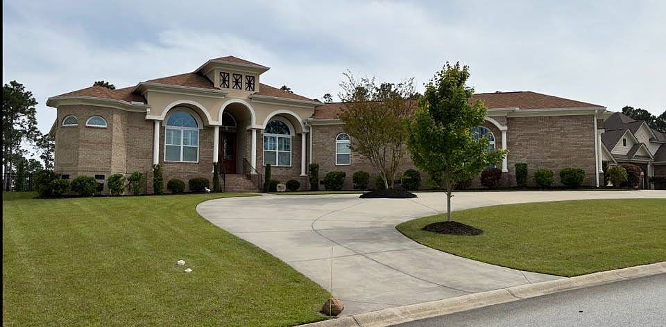 1st image of 156 Island View Cir