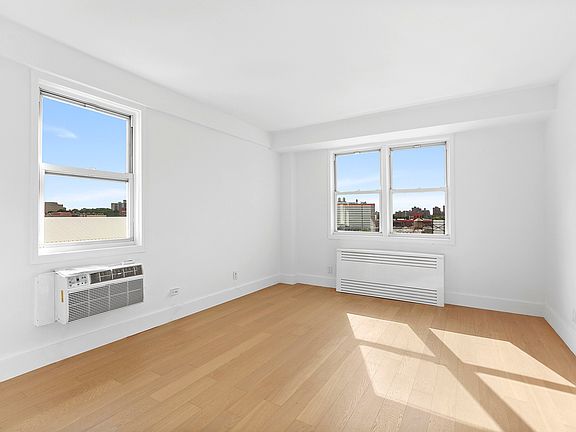 2nd image of 620 Lenox Ave APT 17S