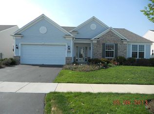 3039 Province Cir, Mundelein, IL 60060