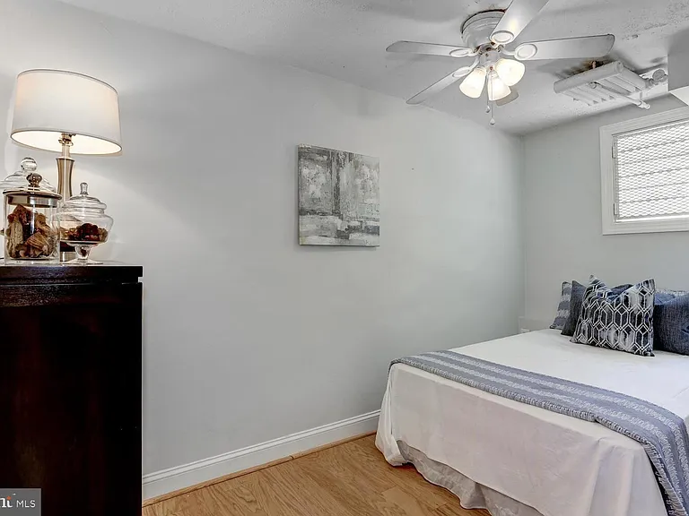1833 S St NW #B1 — Photo 17