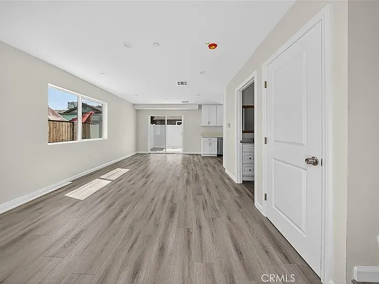 14835 Nordhoff St — Photo 5
