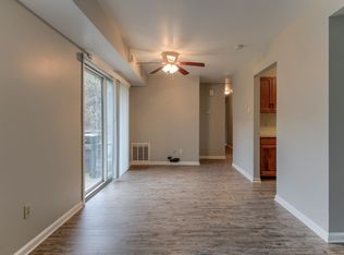 555 Allison Dr #6, Hummelstown, PA 17036
