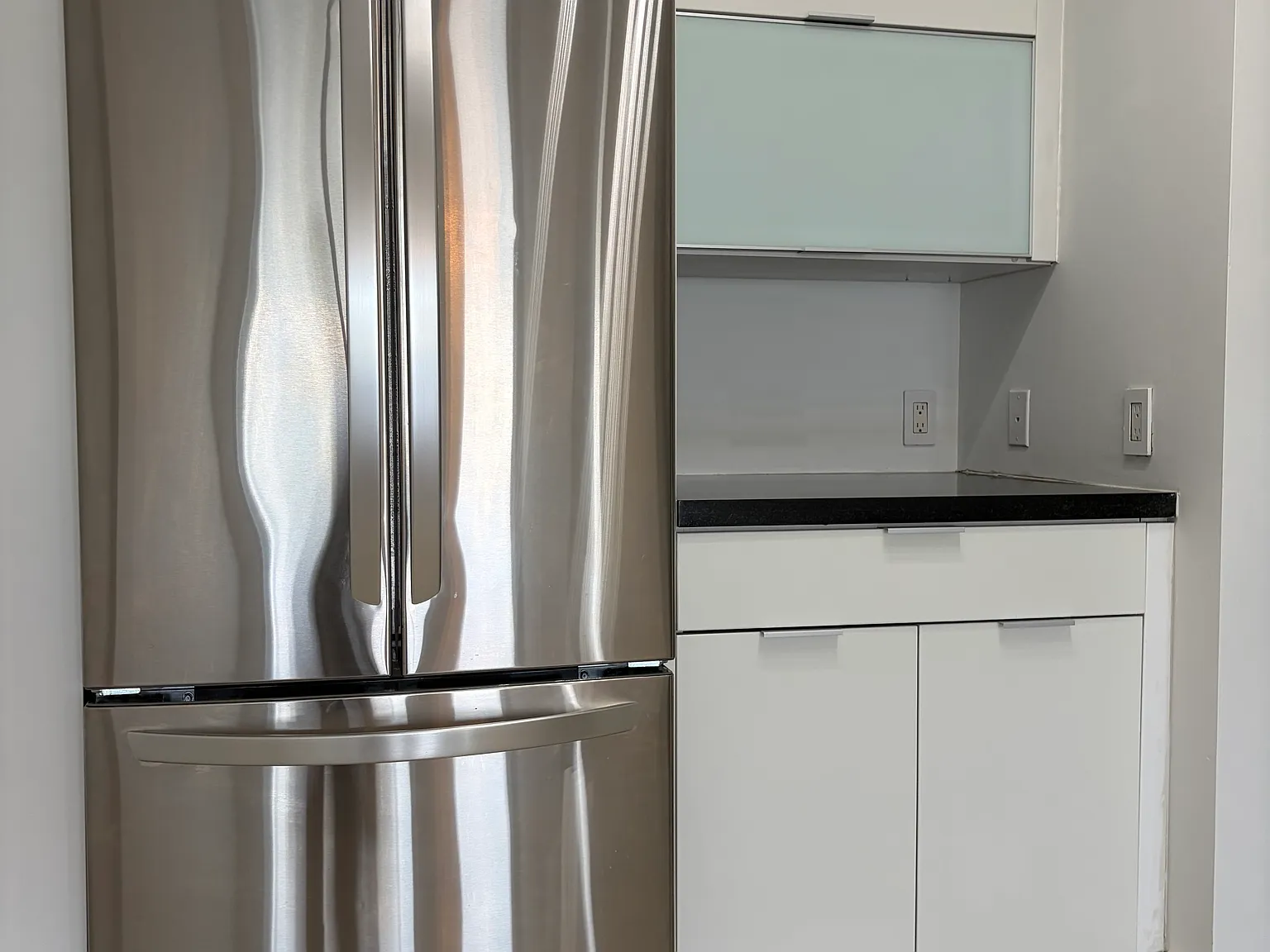 2 bed, 1080 sqft, $3,750 — Photo 4