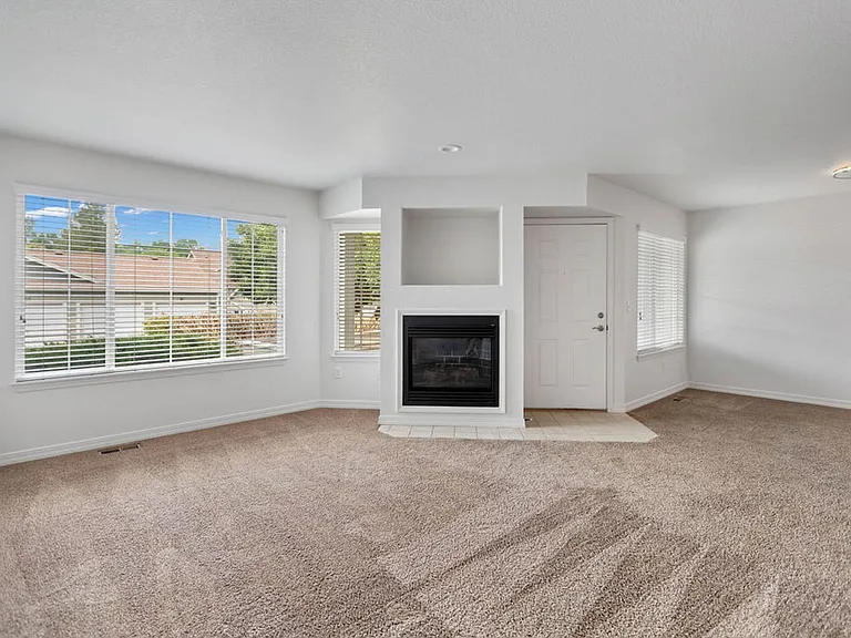 5550 Corbett Dr E #30 — Photo 4