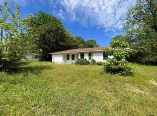 105 Bernard St, Naples, TX 75568