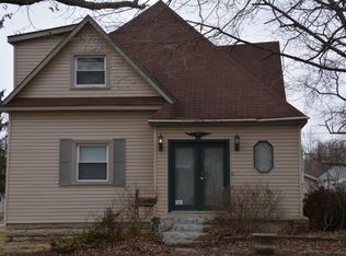 3344 Champaign Ave, Mattoon, IL 61938