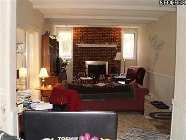 5th image of 32594 Carriage Ln