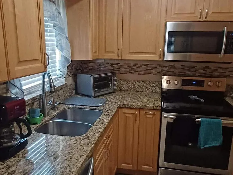 2998 E Sunrise Lakes Dr E #121 — Photo 1