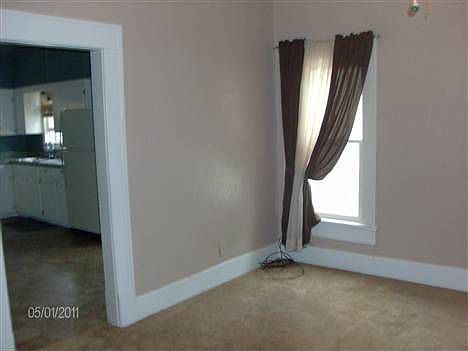 2nd image of 215 N Hill St