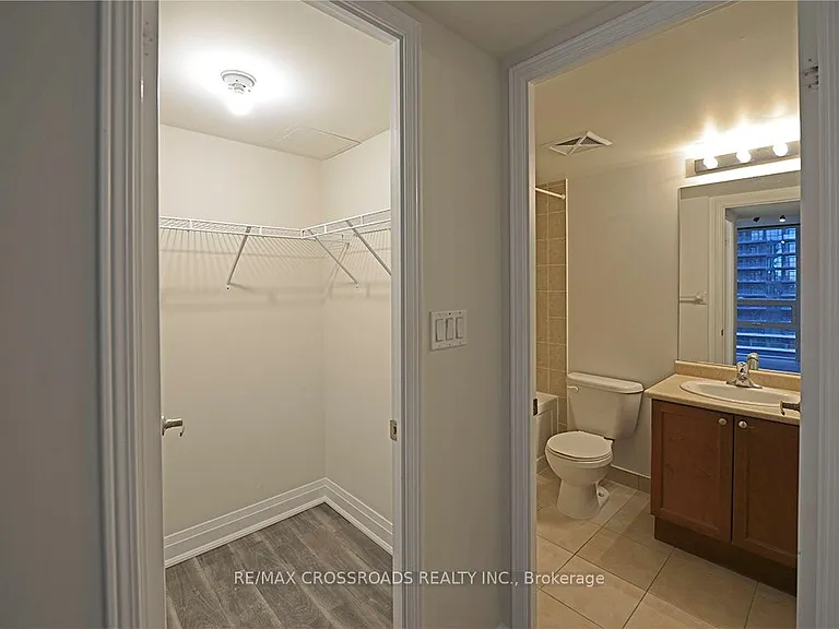 35 Hollywood Ave #1709 — Photo 19