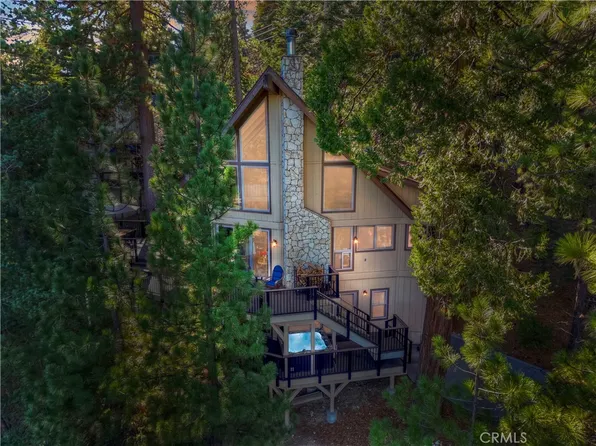 26621 Thunderbird Dr, Lake Arrowhead, CA 92352
