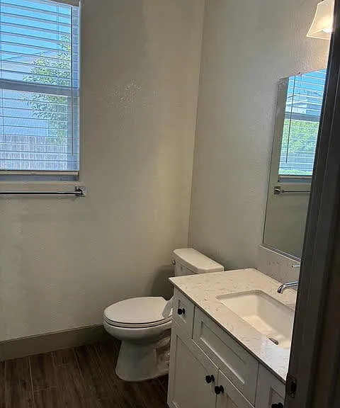 2418 Bastidas Dr — Photo 18