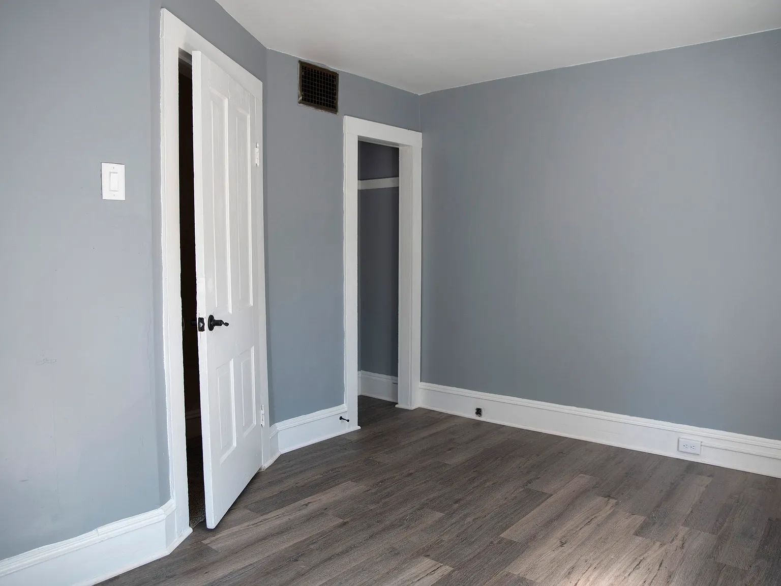 4 bed, $1,700 — Photo 2