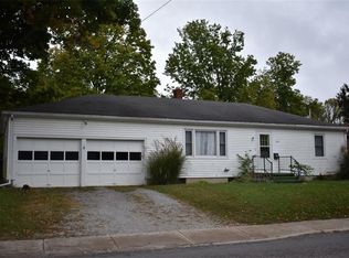 224 N Hayes St, Bellefontaine, OH 43311