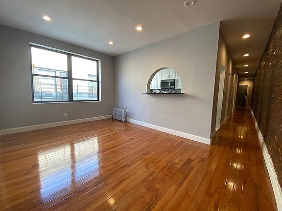 3rd image of 418 W 130th St APT 65