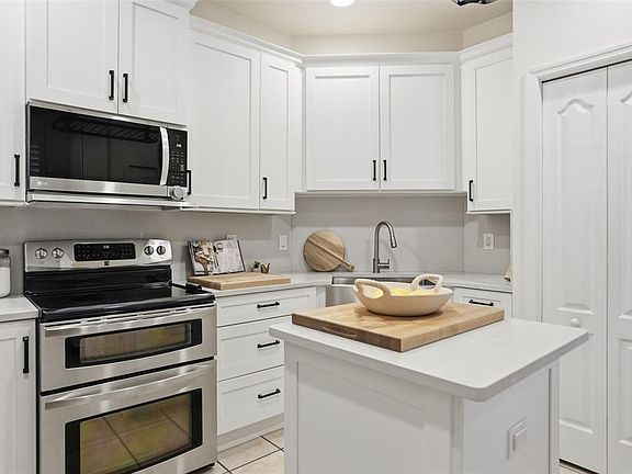 3rd image of 1050 Starkey Rd APT 2608