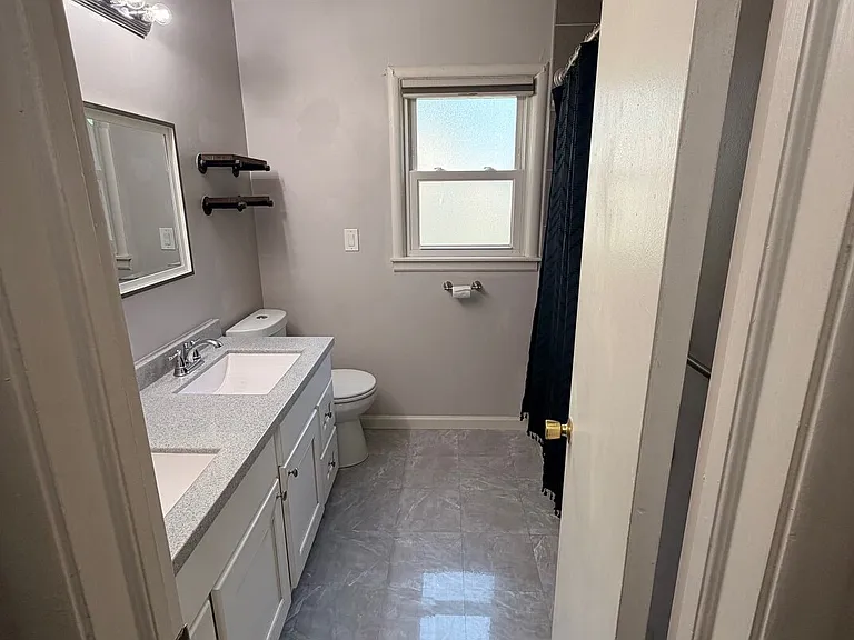 8106 N State Highway 9 — Photo 23