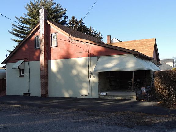 2nd image of 538 Putnam St