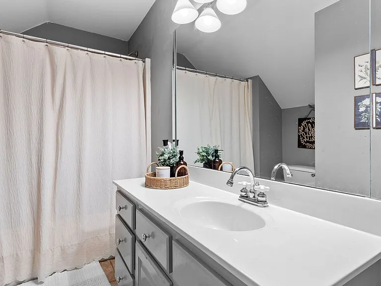 1210 Auxford Ave — Photo 44