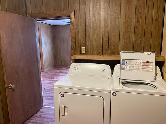 4th image of 518 44th St