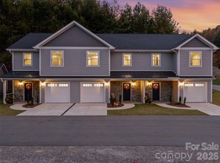 100 Red Twig Ln #102, Arden, NC 28704