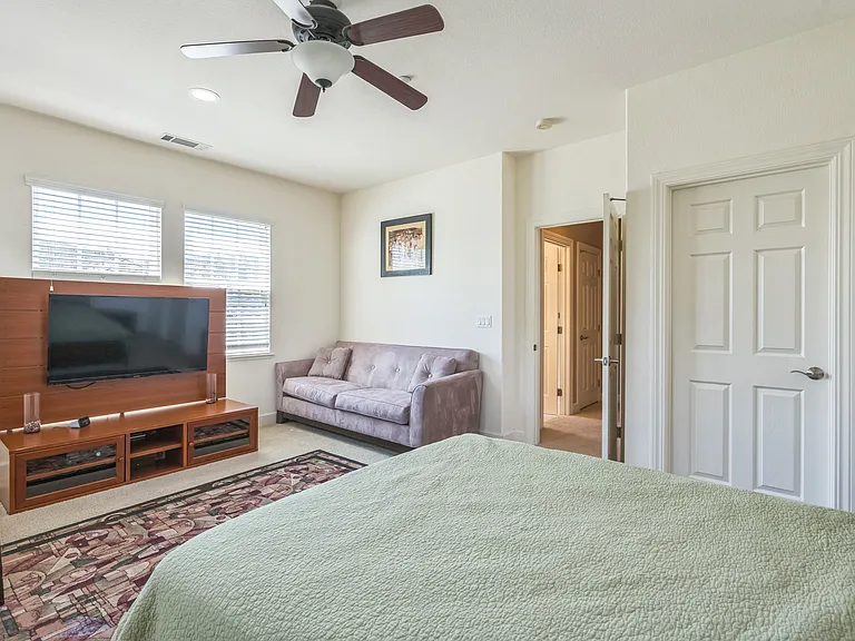 152 Laurelwood Dr — Photo 23