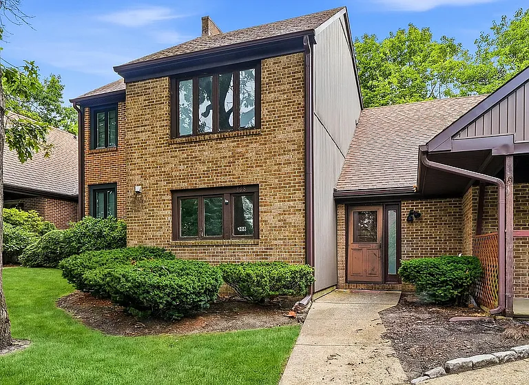307 Cutty Ct — Photo 2