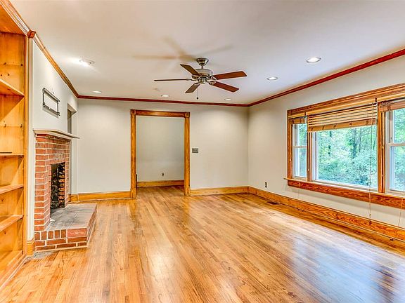 2nd image of 614 Crestwood Dr