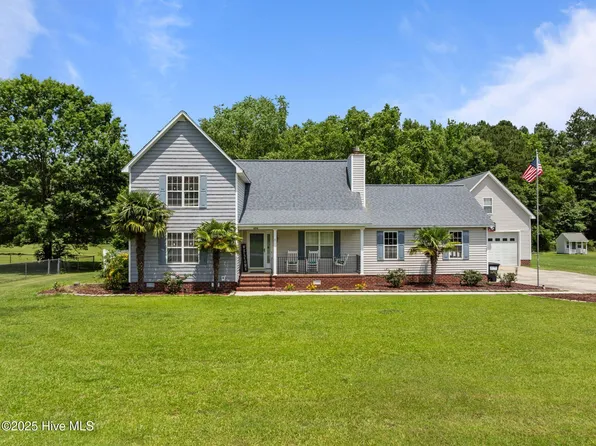 894 Sutters Place Drive, Winterville, NC 28590