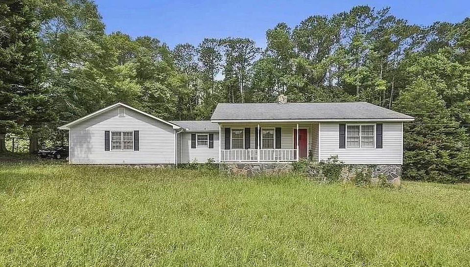 1st image of 305 Martin Rd