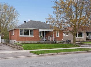 679 Bellaire St, Peterborough, ON K9J 3Y5