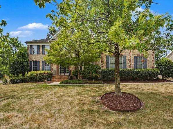 10505 Tarton Fields Cir, Raleigh, NC 27617