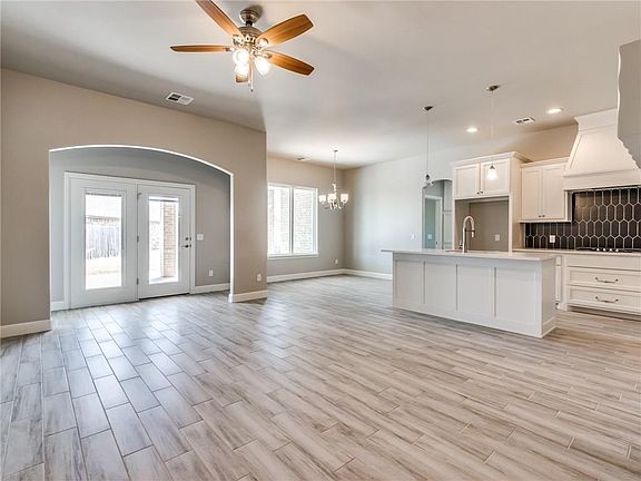 5th image of 3116 NW 184th Ter