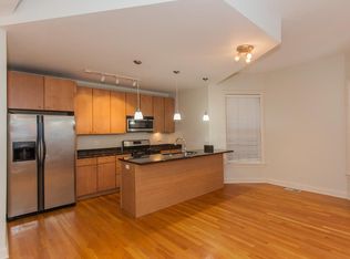 3539 N Reta Ave APT 1F, Chicago, IL 60657