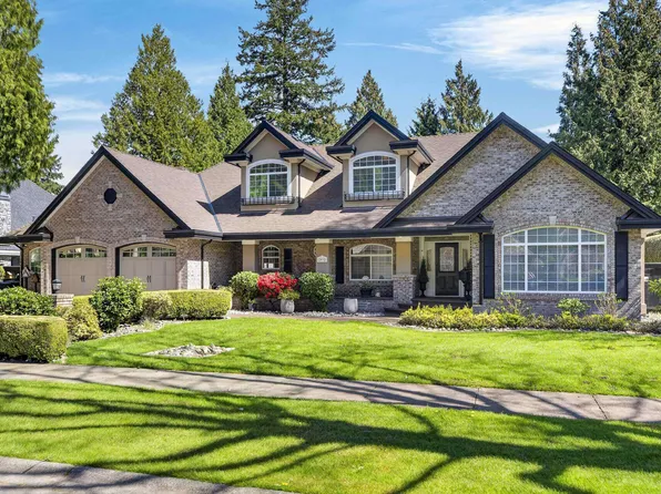 2932 139th St, Surrey, BC V4P 2N2