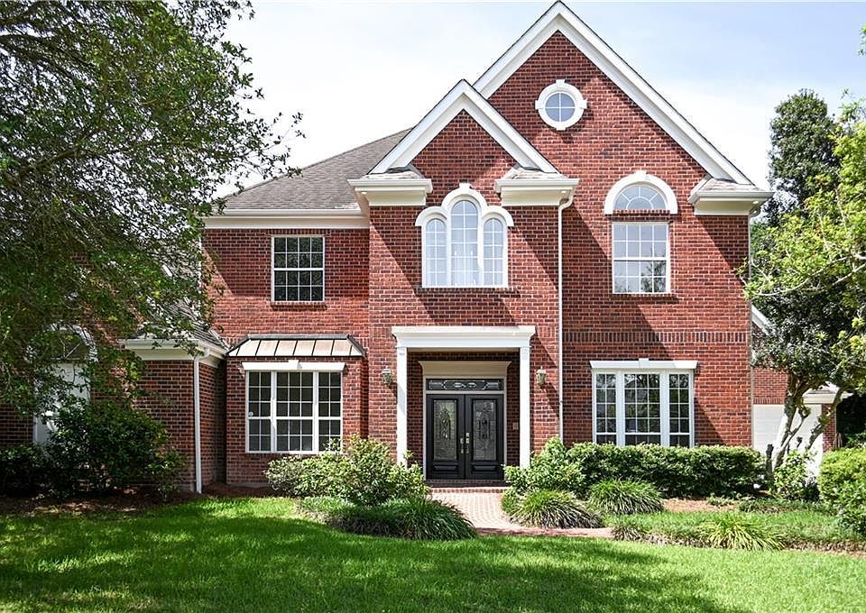 1st image of 14 Shoal Creek Dr