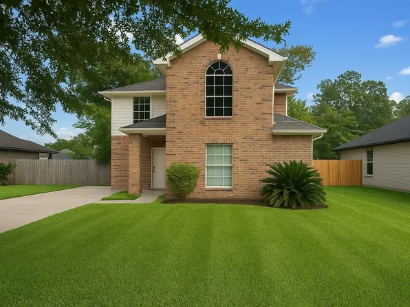 2911 Hummingbird Ln, Humble, TX 77396