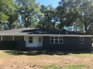 908 Cherokee Trl, Kilgore, TX 75662