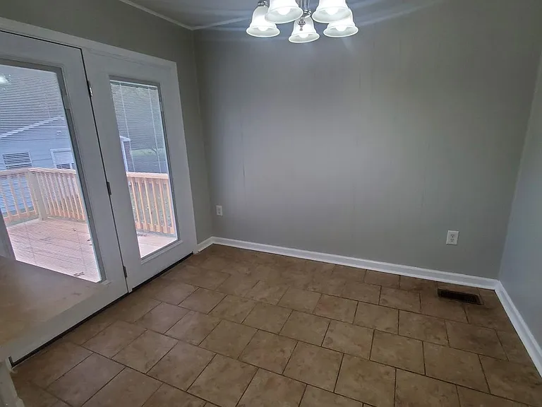 702 Wildwood Ave — Photo 16