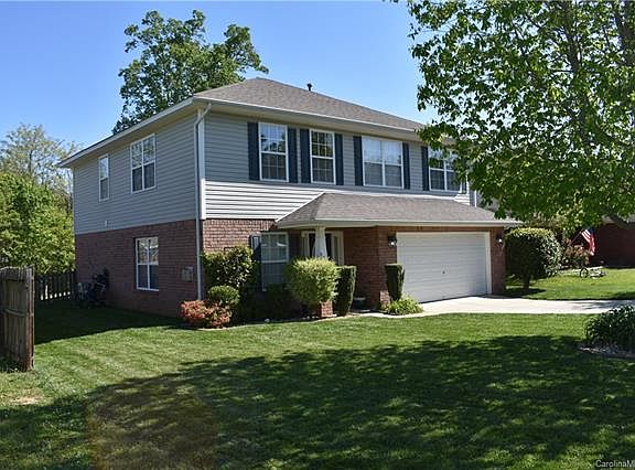 3rd image of 839 Estuary Ct