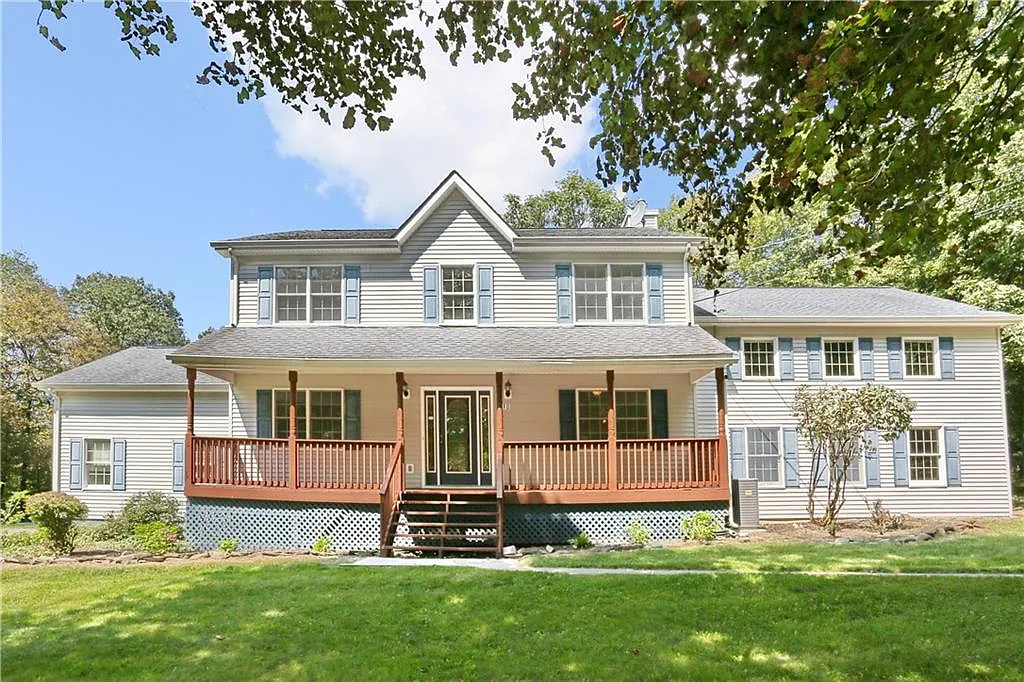 80 Old Quaker Hill Rd — Photo 1