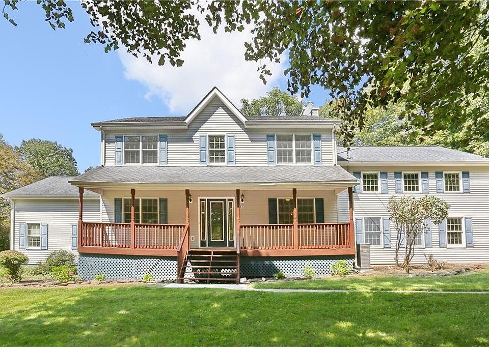 1st image of 80 Old Quaker Hill Rd
