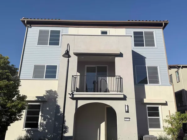 6070 Burren Way, Corona, CA 92880