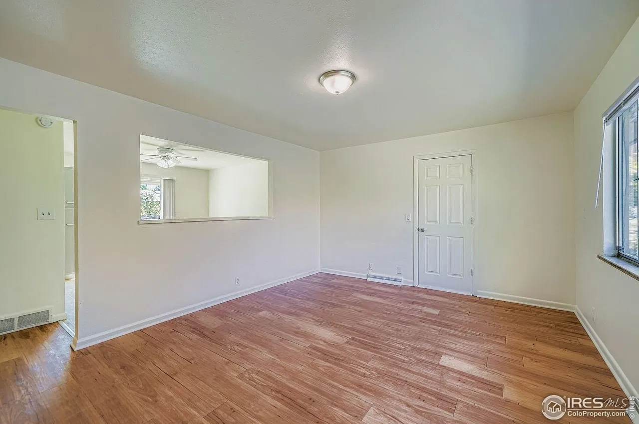 5 bed, 2052 sqft, $6,000 — Photo 3