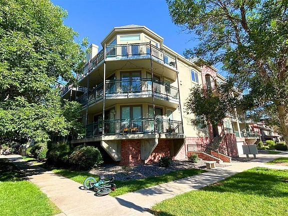 4th image of 1705 Gaylord Street #206