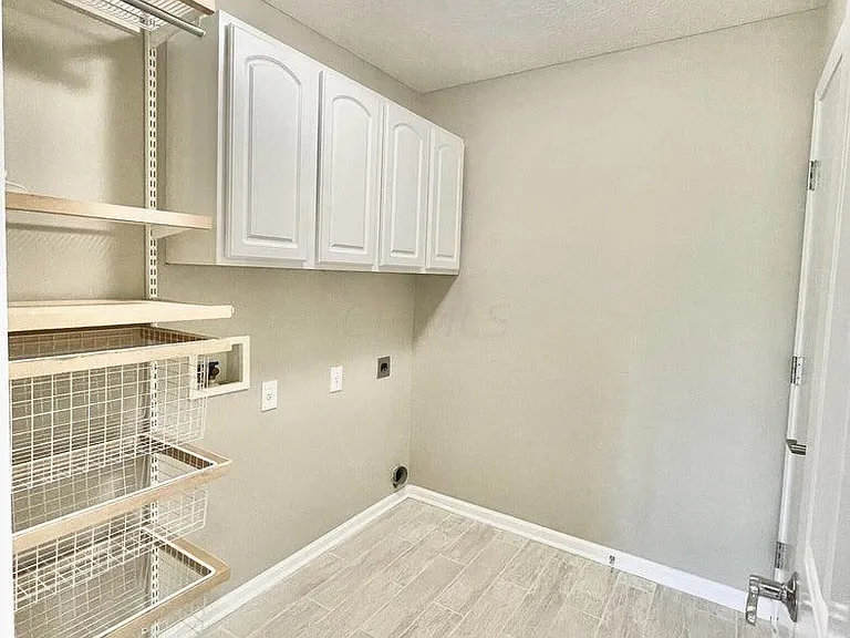 7492 Fairfield Lakes Dr — Photo 16